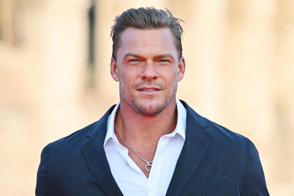 Alan ritchson